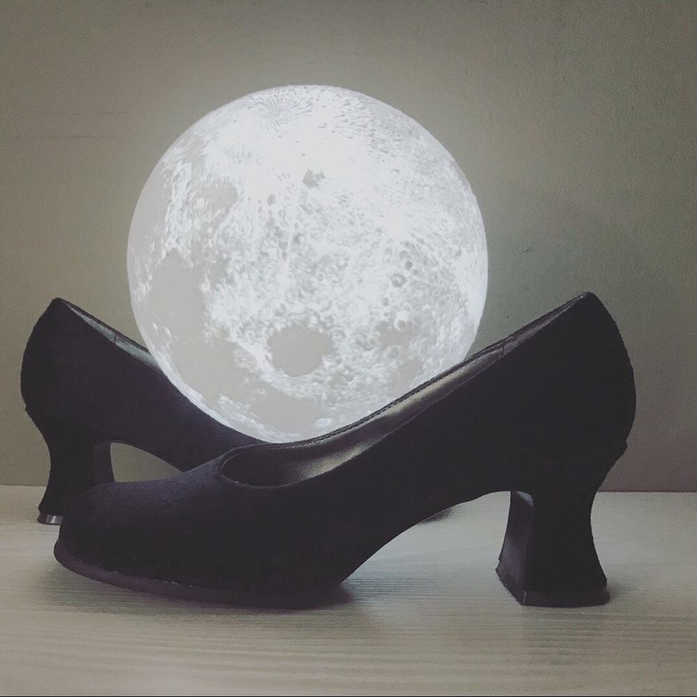Vintage witch shoes 🖤